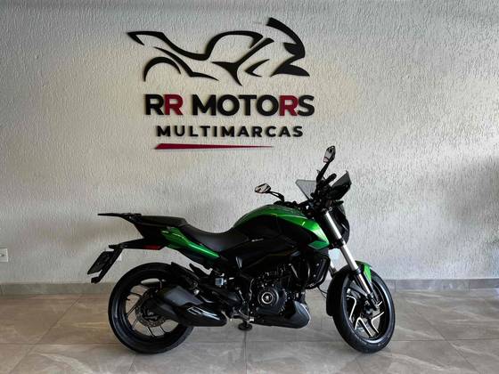 BAJAJ DOMINAR 400 